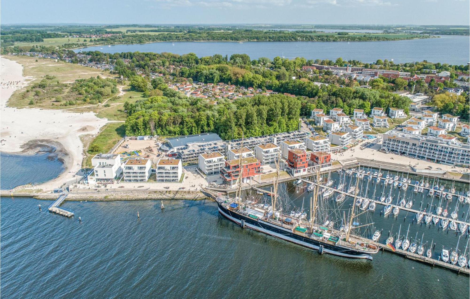 Amazing Apartment In Luebeck Travemuende With Sauna Eksteriør billede